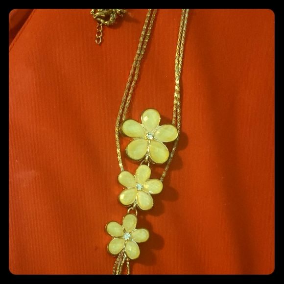 Vintage fashion jewellery necklace